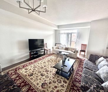 For Lease - 167 Harding Park Street, Newmarket, Ontario - Photo 3