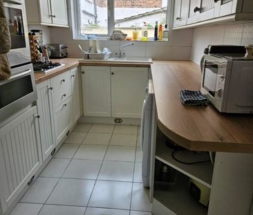 Room in a Shared House, Egerton Street, CH45 - Photo 3