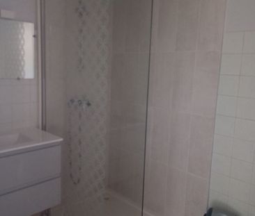 Location Appartement 1 pièce 29m² - Photo 2