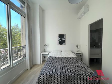 Location Appartement 3 pièces 57m² MARSEILLE 1er - Photo 2