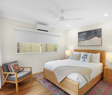 Fully furnished contemporary home 100metres from the beach. - Photo 4