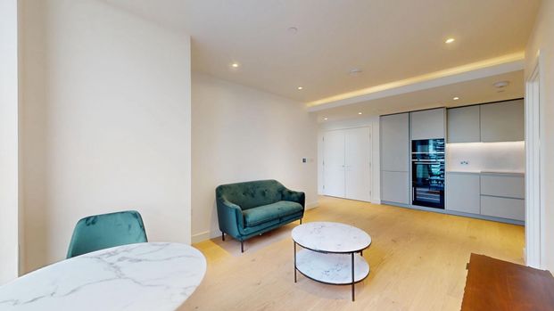 Harcourt Tower, Marsh Wall, London, E14 - Photo 1