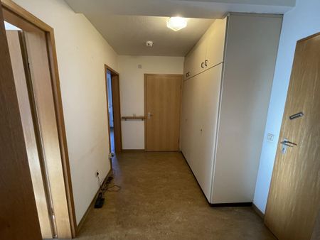 ACHTUNG REGISTRIERUNG BEI DER STADT NÖTIG! Nur für Gießener Seniorinnen & Senioren: Helle, gemütliche 3 Zimmer-Wohnung mit Balkon, Curtmannstr. 38, Gießen - Photo 4