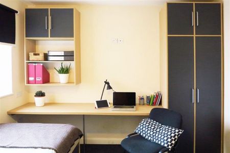 6 bedroom apartment to rent - Photo 4