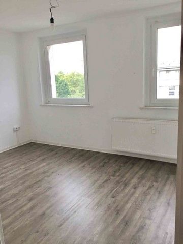 Wohngemeinschaft Achtung! Günstig geschnittene 2-Zimmer Wohnung mit Balkon - Photo 4