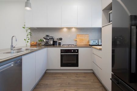 2/16 Hill Street, North Lambton NSW 2299 - House For Rent | Domain - Photo 2