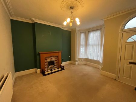 2 bedroom semi-detached house to rent - Photo 2