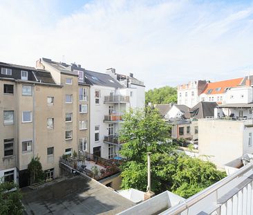 Neuwertiges Studentenappartement mit großem Balkon in guter Lage Aachens! - Foto 1