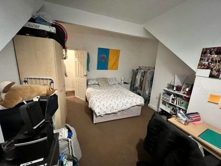 Delph Mount, Woodhouse, Leeds, LS6 2HS - Photo 5