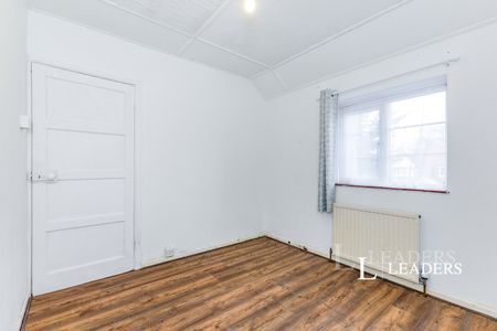 house to rent Rowden Road, Epsom, Surrey, KT19 - Photo 5