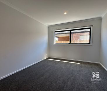 SCENIC SURROUNDS - Photo 3