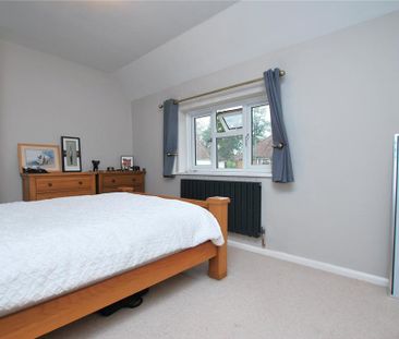 2 bedroom semi-detached house to rent - Photo 2