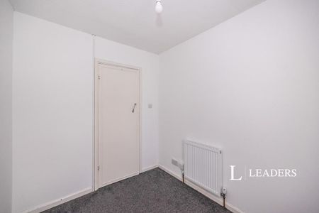 3 bedroom terraced house to rent - Photo 5