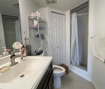 For Lease - 456 College Street Unit# 602 2nd Bedroom, Toronto, Ontario - Photo 5
