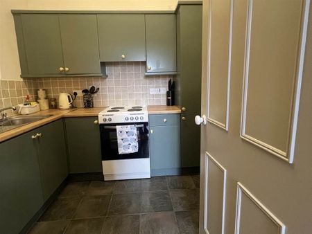 Apt 37 48 Rossmore Drive, Off Ormeau Road, Belfast, BT7 3LA - Photo 5