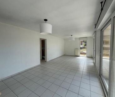 Location Maison 4 pièces 88m² TOURLAVILLE 50110 - Photo 2