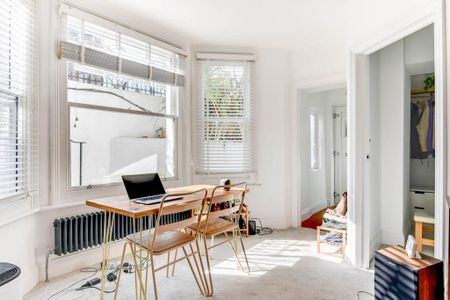 1 bedroom flat to rent - Photo 3