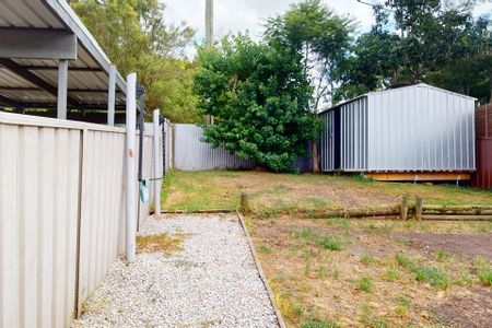 2/7 Ford Avenue, Mount Hutton NSW 2290 - Photo 4