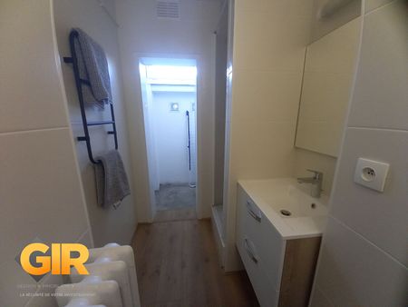 Location Maison 1 pièce 68m² RENNES 35000 - Photo 3