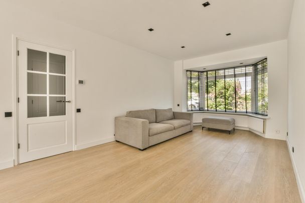 Graaf Aelbrechtlaan 37-* - Foto 1