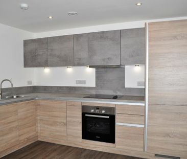 2 bedroom flat to rent - Photo 6