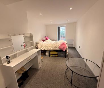 Harrington Close, Bishop'S Stortford - Photo 2