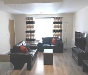 4b Ruthrieston Crescent, Aberdeen, AB10 7LD - Photo 2