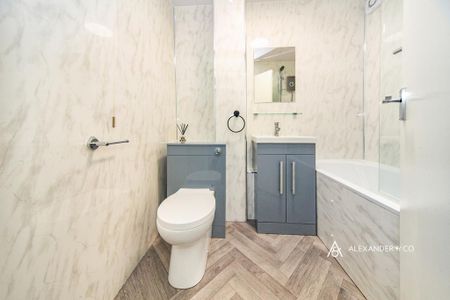 2 bedroom flat to rent - Photo 4