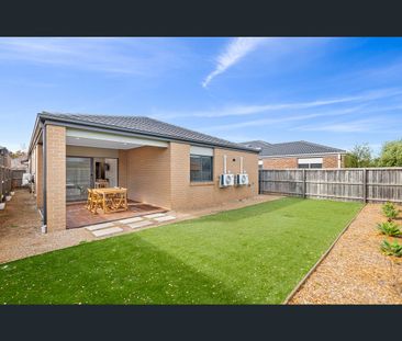 9 Elgata Way, Werribee, Vic 3030 - Photo 5