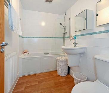 School Close, Westergate, PO20 - Photo 3