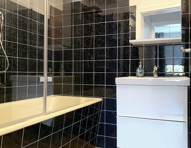 Stilvoll und Schick in Köln- Brück - Photo 1