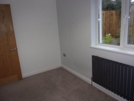 3 bedroom detached house to rent - Photo 5