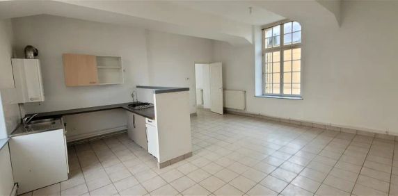 Location appartement 2 pièces - 59.74m² à Saint-omer (62500) - Photo 2