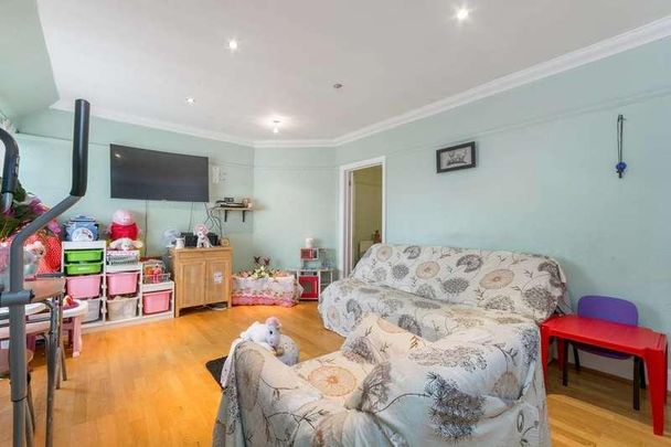 Joel Street, Northwood Hills, HA6 - Photo 1