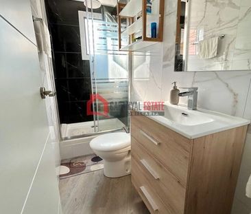 Malvarrosa, Valencia, Valencian Community 46011 - Photo 1