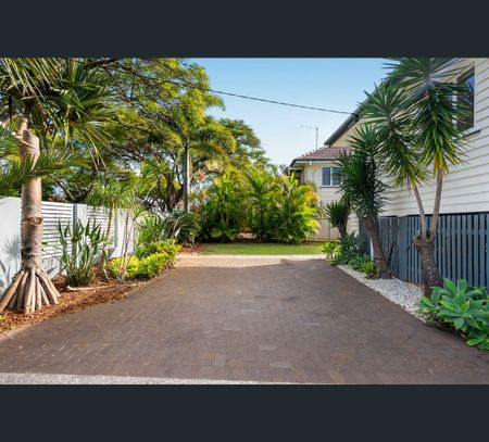 63 Redhill Rd, Nudgee, Qld 4014 - Photo 4