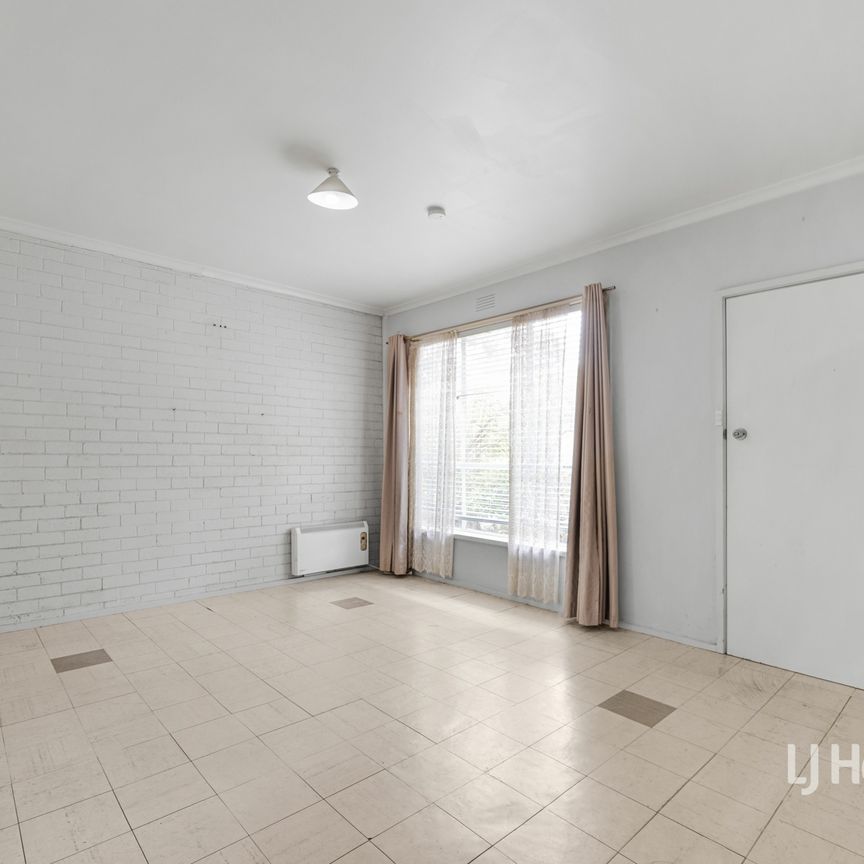1/7 Parker Street, Werribee VIC, Belconnen - Photo 1