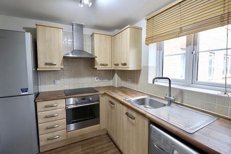 2 bedroom flat to rent - Photo 4