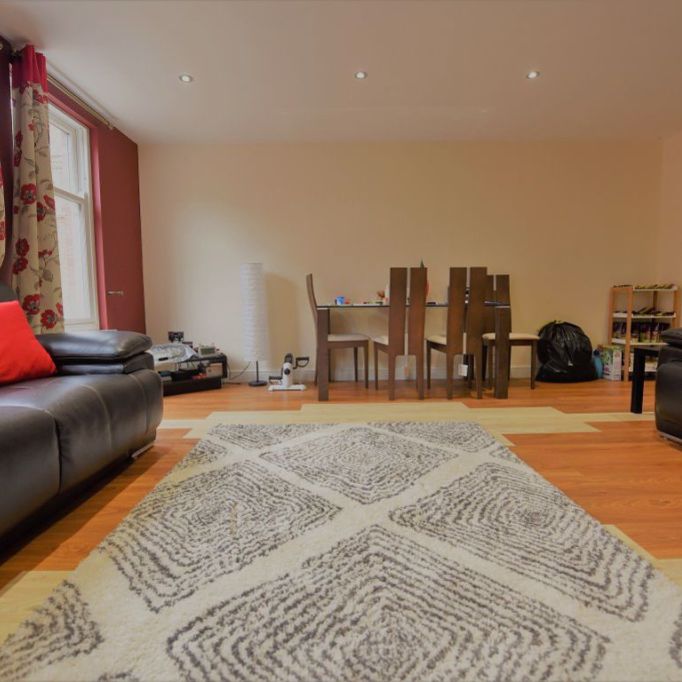 2 bedroom Flat in St Pauls Street, Leeds - Photo 1