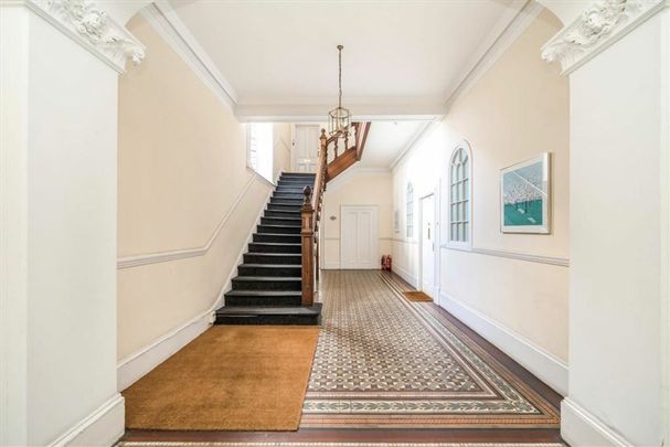 Blackheath Park - Photo 1