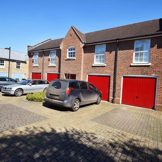 Burgate Crescent, Sherfield Park, Hook - Photo 1