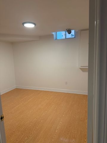 For Lease - 185 Campbell Avenue, Vaughan, Ontario - Photo 5