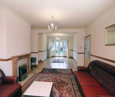 3 bedroom semi-detached house to rent - Photo 2