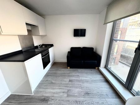 Studio to rent - Photo 3