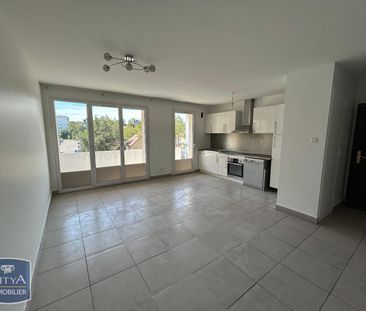 Location Appartement 4 pièces 82m² BRON 69500 - Photo 1
