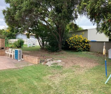 Comfortable 3-Bedroom Home in Warwick - Photo 5