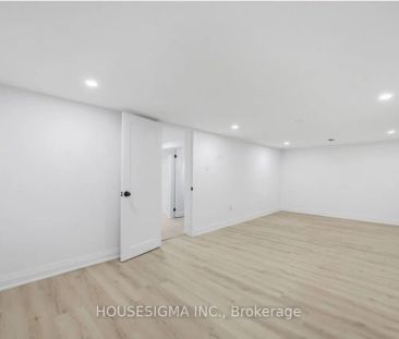 66 Vauxhall Drive #Basement - Photo 3