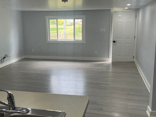 For Lease - 6800 sixteen Street, West Lincoln, Ontario - Photo 1