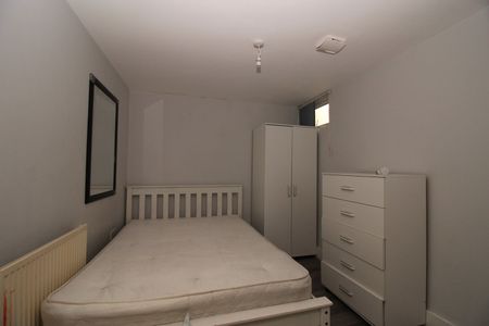 3 Bed Maisonette, Colina Mews, N15 - Photo 2