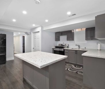 For Lease - 33 Retreat Boulevard, Vaughan, Ontario - Photo 1